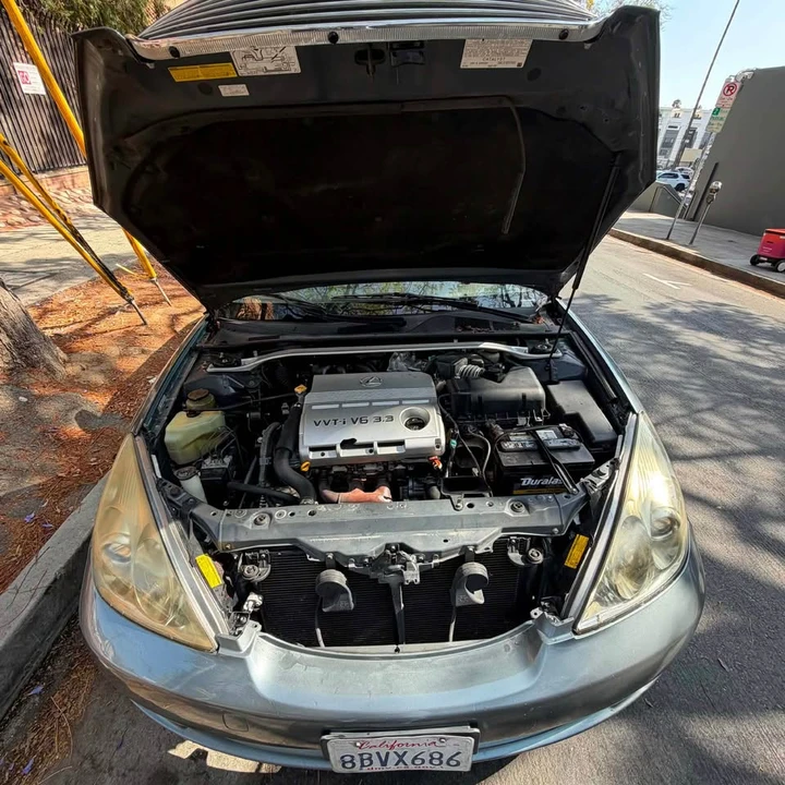 2005 Lexus ES 4th Gen - Image 13 of 16