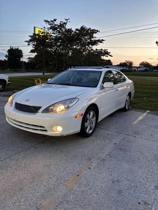 2005 Lexus ES 3rd Gen - Image 3 of 7