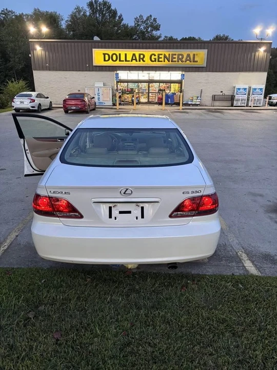 2005 Lexus ES 3rd Gen - Image 4 of 7