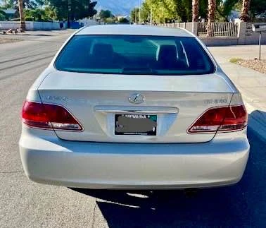 2005 Lexus ES 3rd Gen - Image 12 of 15