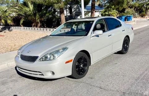 2005 Lexus ES 3rd Gen - Image 13 of 15