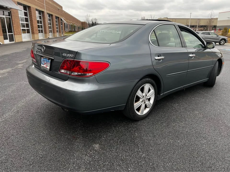 2005 Lexus ES 4th Gen - Image 5 of 11