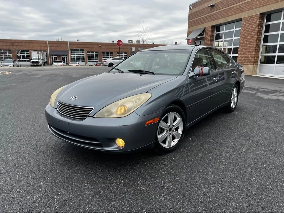 2005 Lexus ES 4th Gen - Image 3 of 11