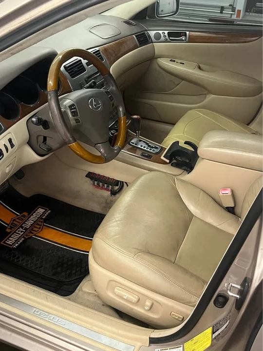 2005 Lexus ES 3rd Gen - Image 3 of 5
