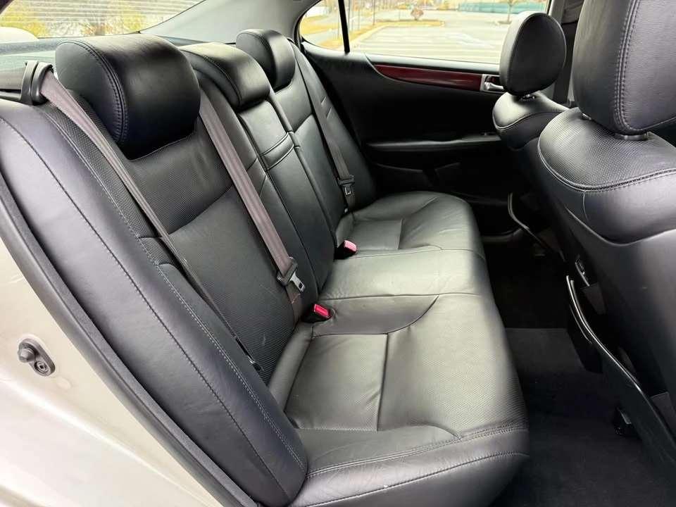 2005 Lexus ES 4th Gen - Image 20 of 20