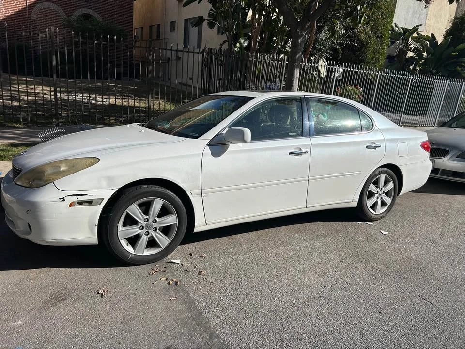2005 Lexus ES 4th Gen - Image 2 of 6