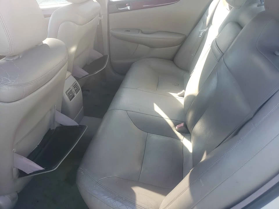 2005 Lexus ES 3rd Gen - Image 3 of 15