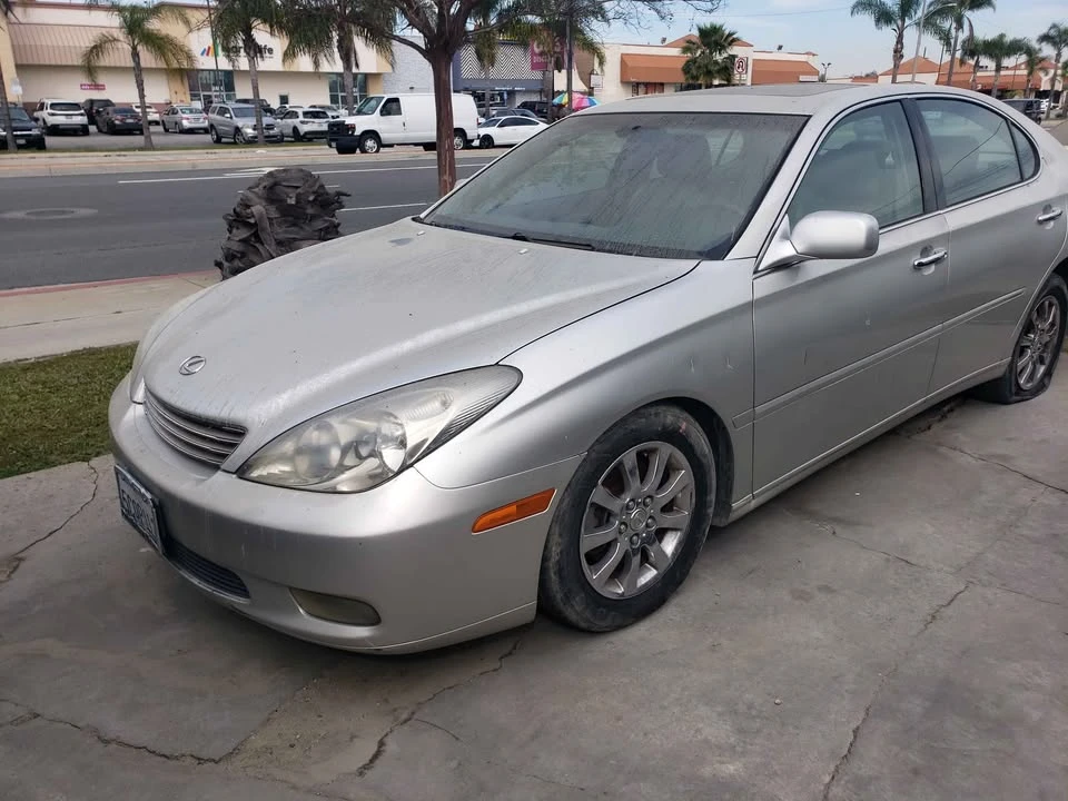 2005 Lexus ES 3rd Gen - Image 14 of 15