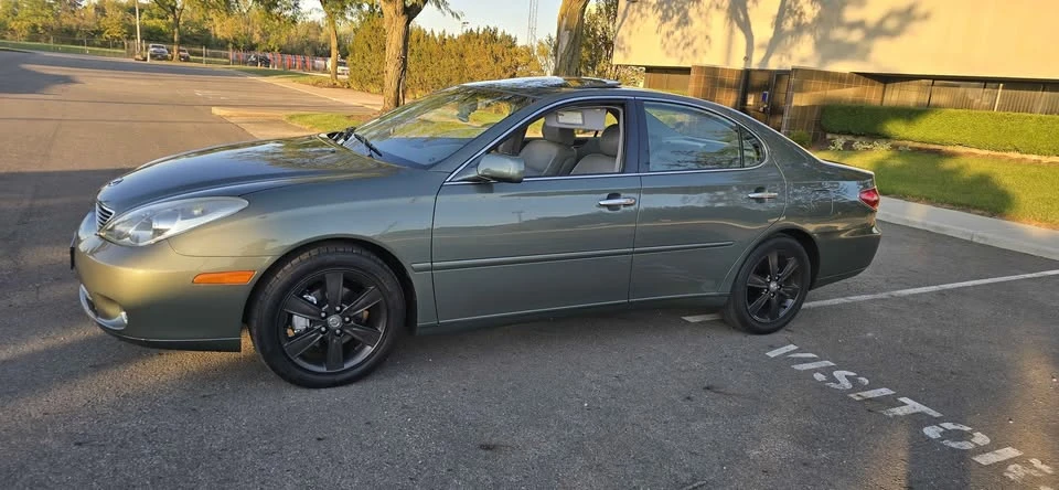 2005 Lexus ES 4th Gen - Image 15 of 19