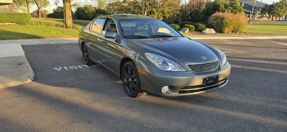 2005 Lexus ES 4th Gen - Image 14 of 19