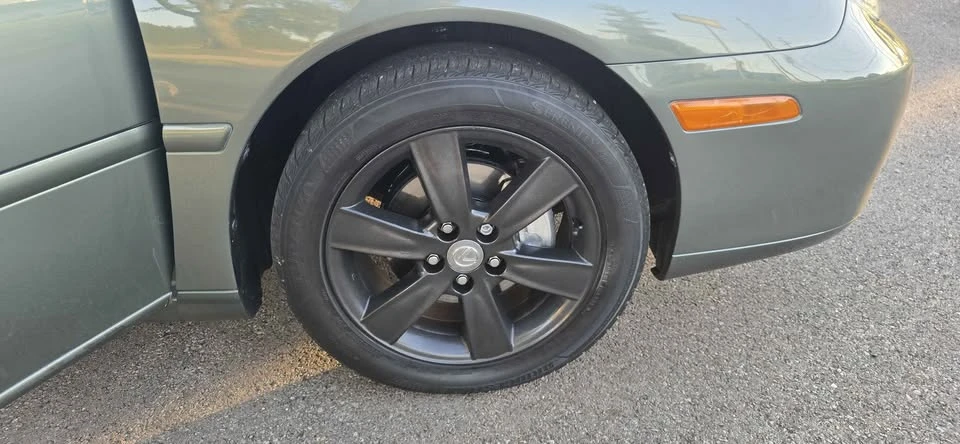 2005 Lexus ES 4th Gen - Image 12 of 19