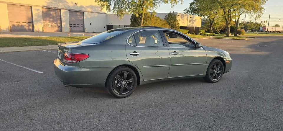 2005 Lexus ES 4th Gen - Image 5 of 19