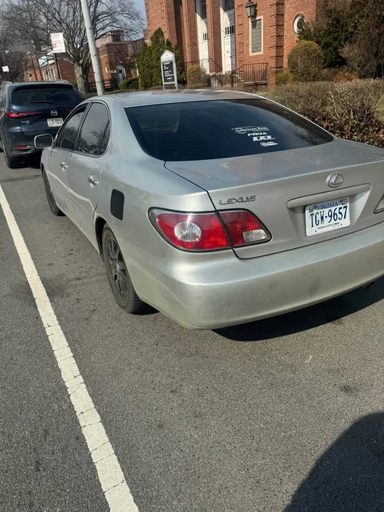 2005 Lexus ES 4th Gen - Image 5 of 5