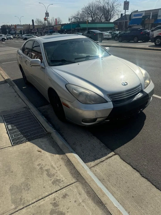 2005 Lexus ES 4th Gen - Image 3 of 5