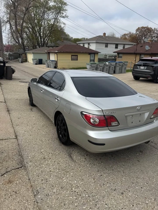 2005 Lexus ES 4th Gen - Image 5 of 8