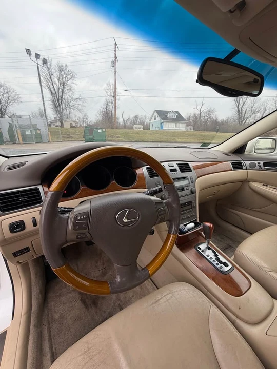2005 Lexus ES 4th Gen - Image 6 of 8