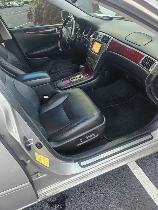 2005 Lexus ES 4th Gen - Image 5 of 6