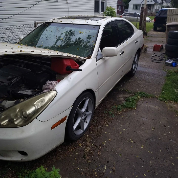 2005 Lexus ES 4th Gen - Image 8 of 12