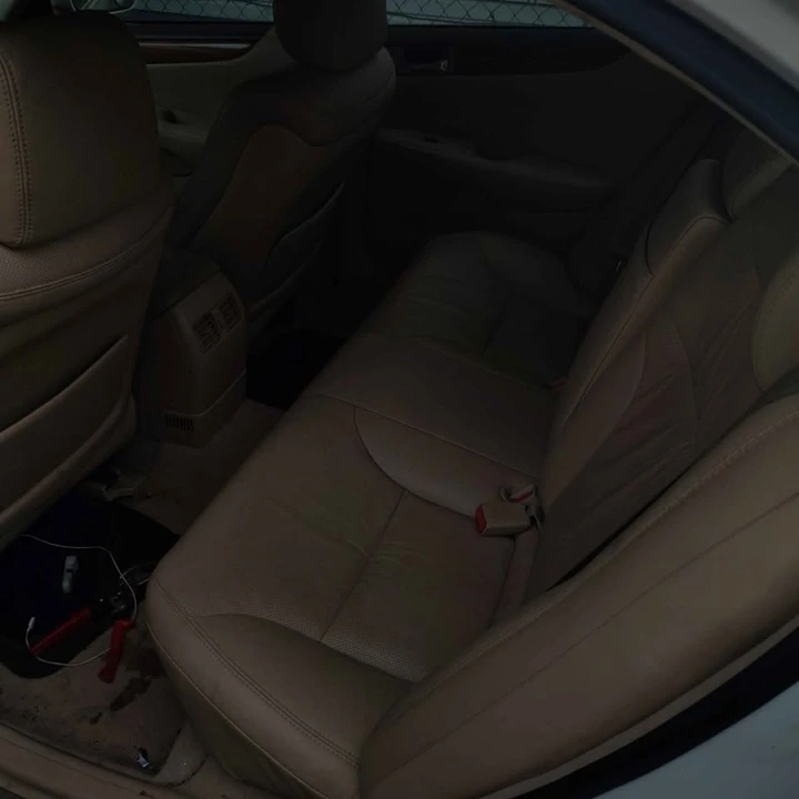 2005 Lexus ES 4th Gen - Image 5 of 12