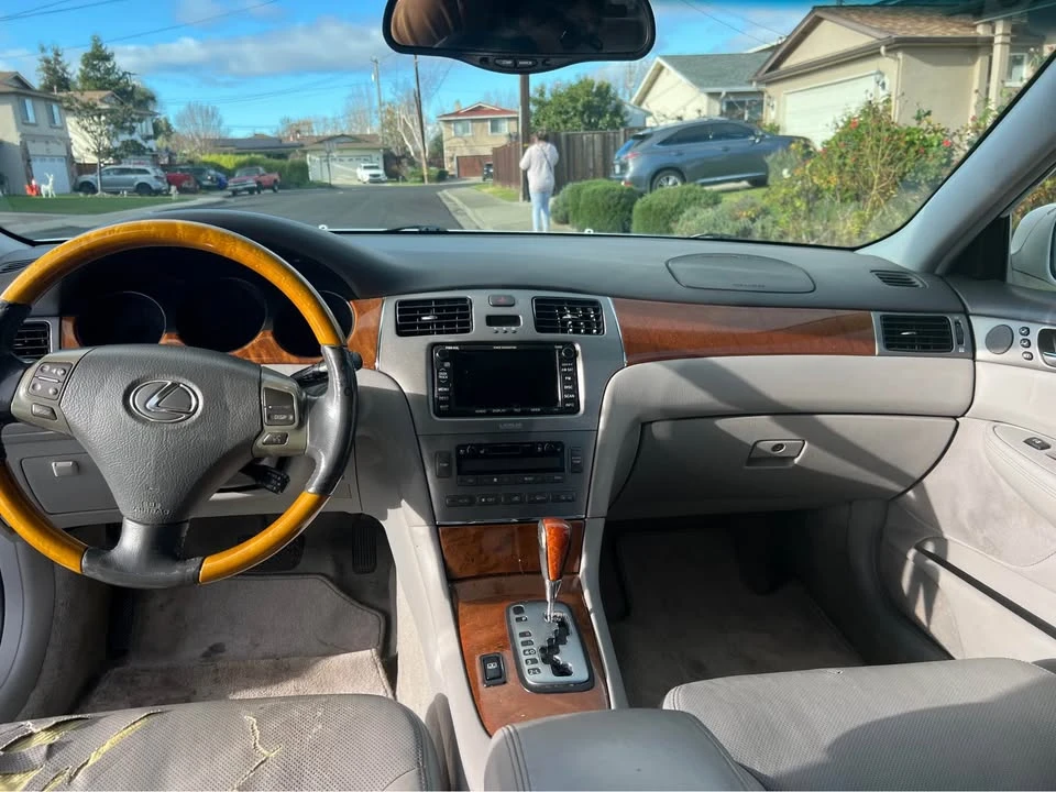 2005 Lexus ES 4th Gen - Image 7 of 9