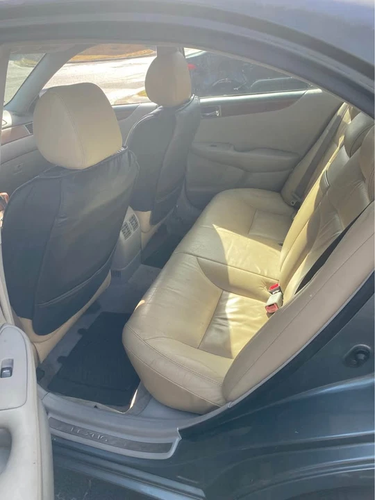 2005 Lexus ES 4th Gen - Image 5 of 10