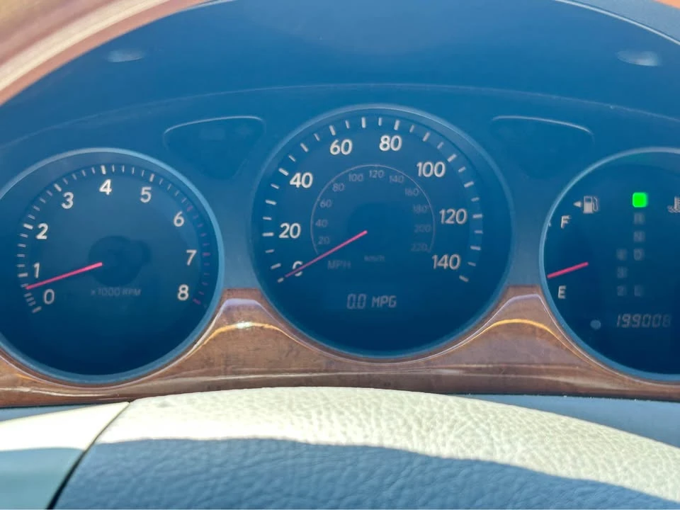 2005 Lexus ES 4th Gen - Image 9 of 10