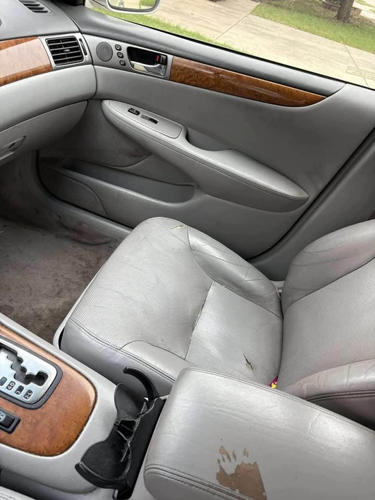 2005 Lexus ES 4th Gen - Image 8 of 9