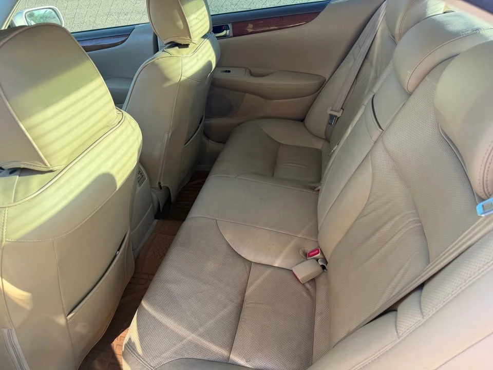 2005 Lexus ES 4th Gen - Image 9 of 10