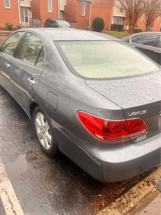 2005 Lexus ES 4th Gen - Image 2 of 9