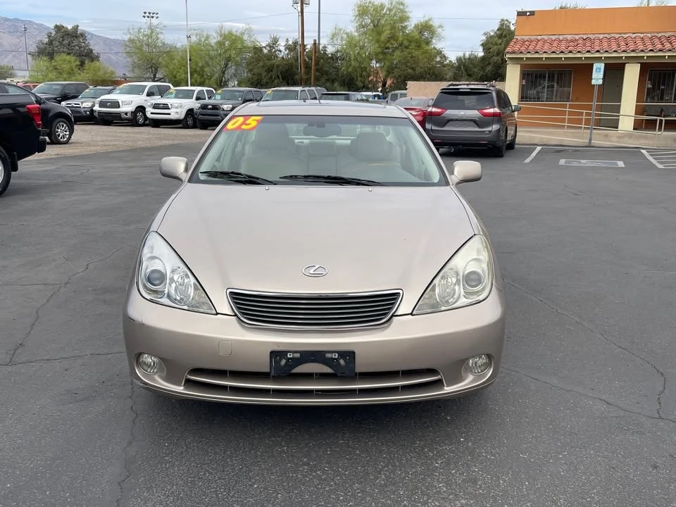 2005 Lexus ES 4th Gen - Image 8 of 20