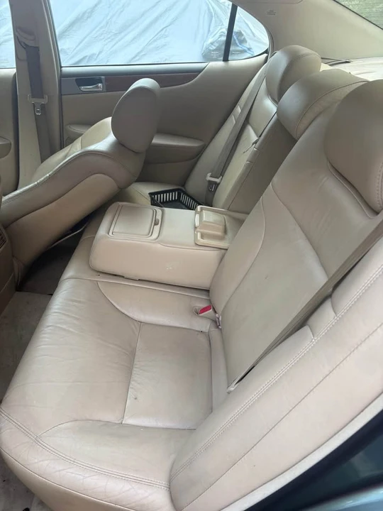 2005 Lexus ES 4th Gen - Image 8 of 8
