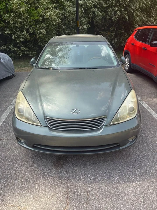 2005 Lexus ES 4th Gen - Image 2 of 8