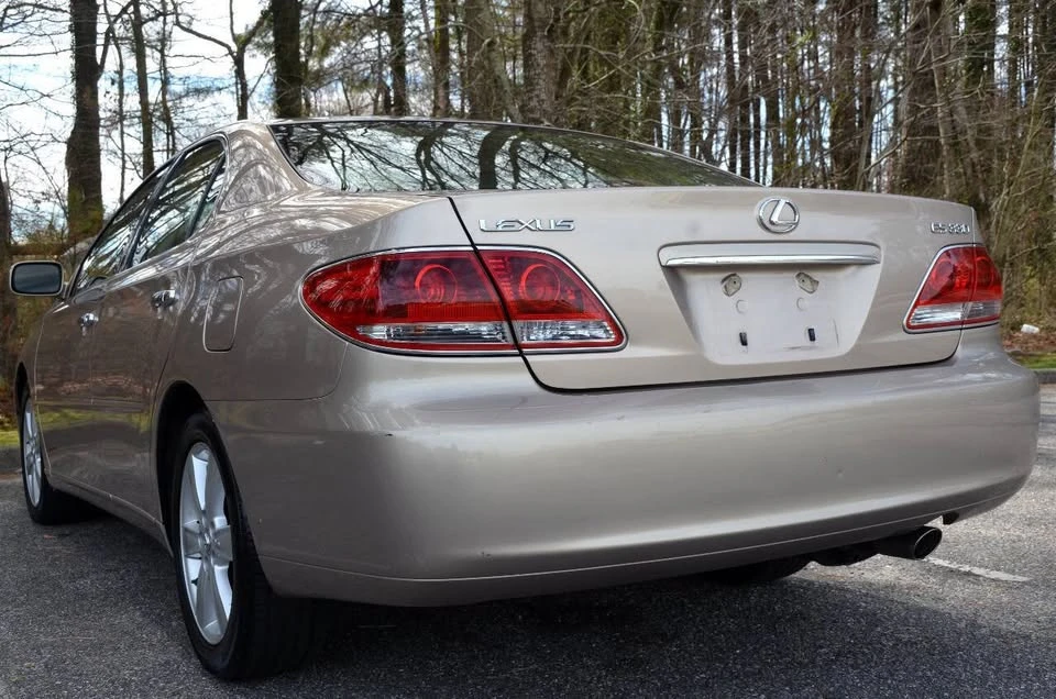 2005 Lexus ES 4th Gen - Image 4 of 17