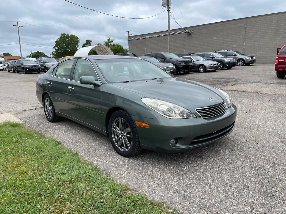 2005 Lexus ES 3rd Gen - Image 6 of 18