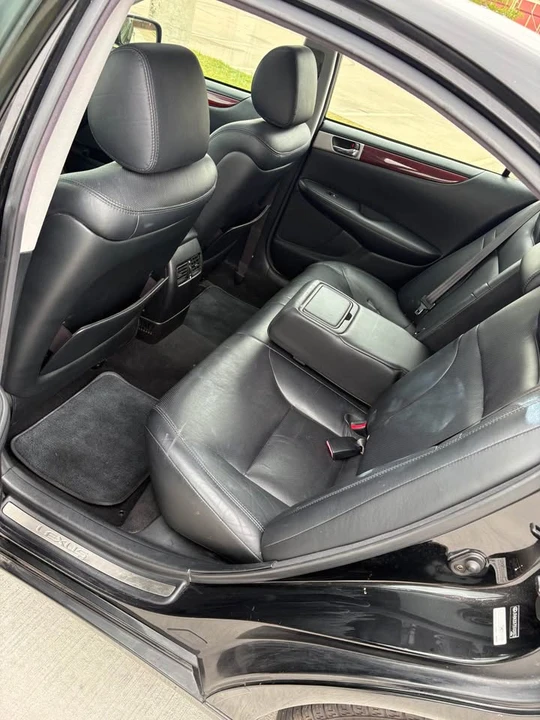 2005 Lexus ES 4th Gen - Image 7 of 10
