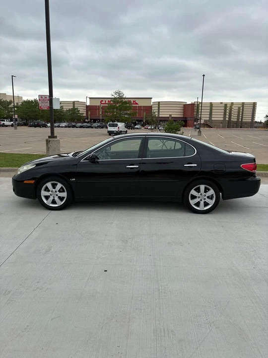 2005 Lexus ES 4th Gen - Image 6 of 10