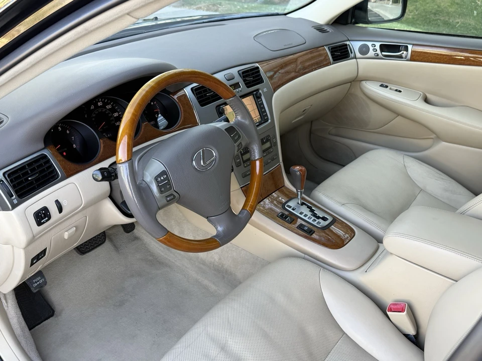 2005 Lexus ES 4th Gen - Image 7 of 21