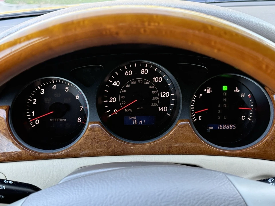 2005 Lexus ES 4th Gen - Image 13 of 21