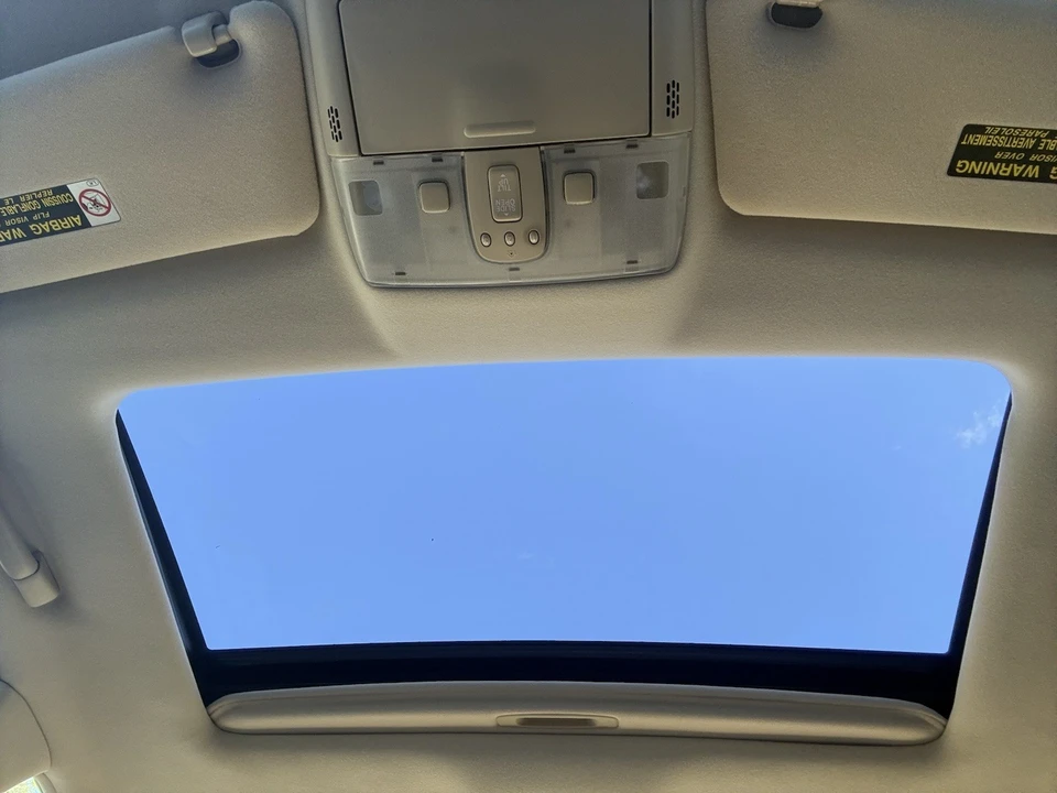 2005 Lexus ES 4th Gen - Image 18 of 21