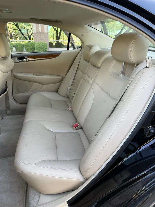 2005 Lexus ES 4th Gen - Image 10 of 21
