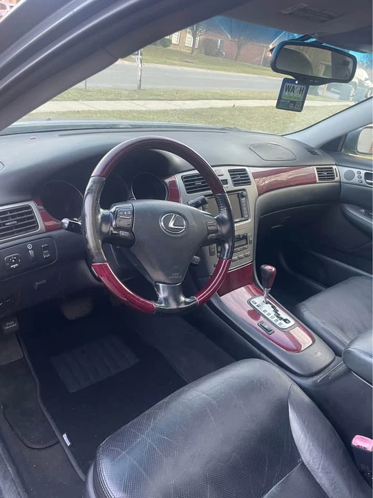 2005 Lexus ES 3rd Gen - Image 4 of 7