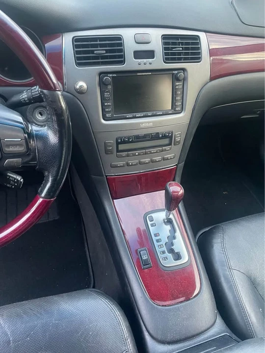 2005 Lexus ES 3rd Gen - Image 7 of 7