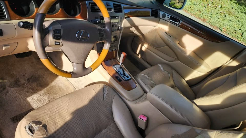 2005 Lexus ES 3rd Gen - Image 5 of 6
