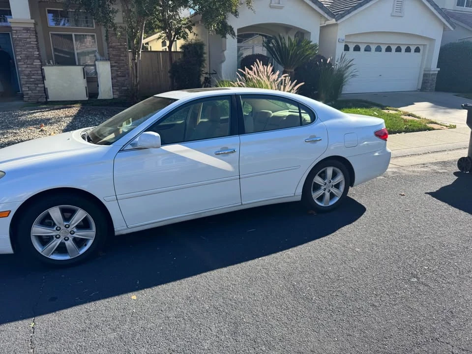 2005 Lexus ES 4th Gen - Image 2 of 7