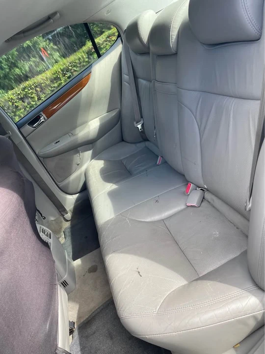 2005 Lexus ES 4th Gen - Image 9 of 10