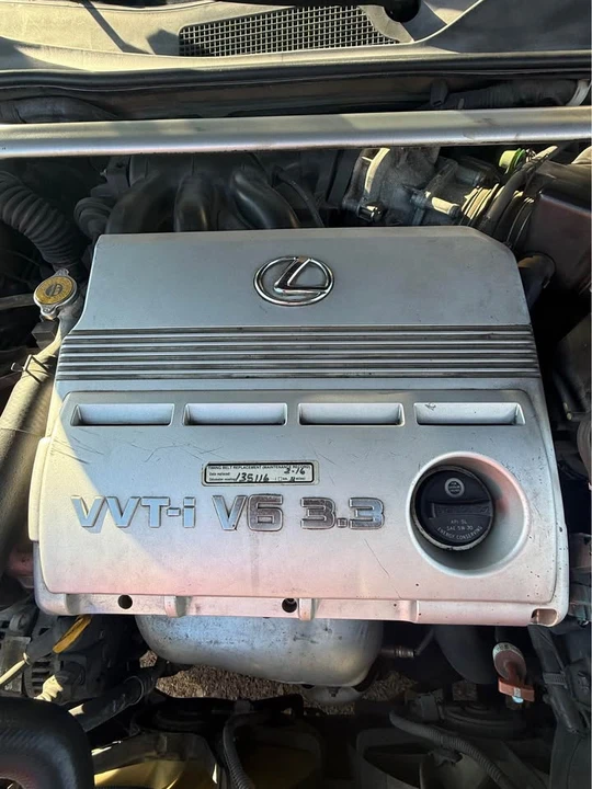 2005 Lexus ES 4th Gen - Image 9 of 13