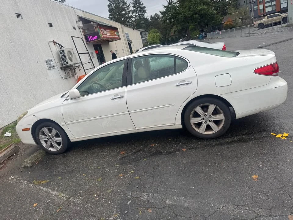 2005 Lexus ES 4th Gen - Image 2 of 7