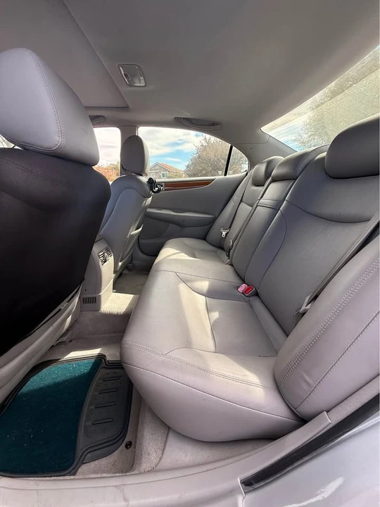 2005 Lexus ES 4th Gen - Image 7 of 11