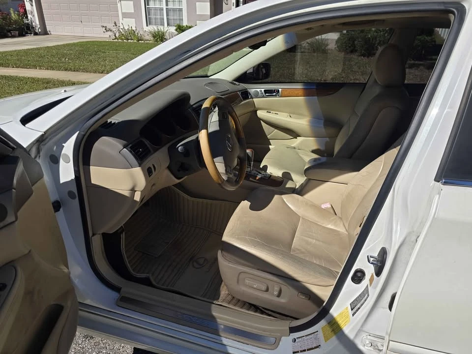 2005 Lexus ES 4th Gen - Image 6 of 10