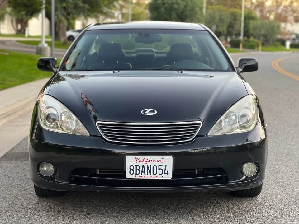 2005 Lexus ES 4th Gen - Image 2 of 17